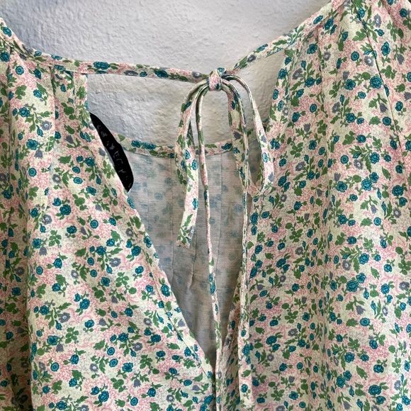 Hunter Bell Vintage Floral Claudia Puff Sleeve Top Blouse Shirt Size Medium - Picture 11 of 12